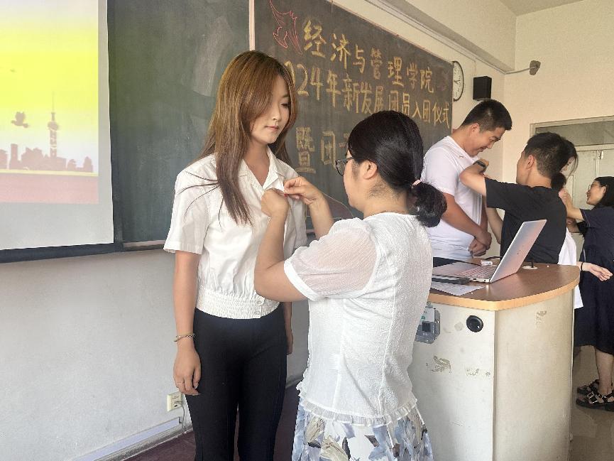 图示, 示意图

中度可信度描述已自动生成:ver1