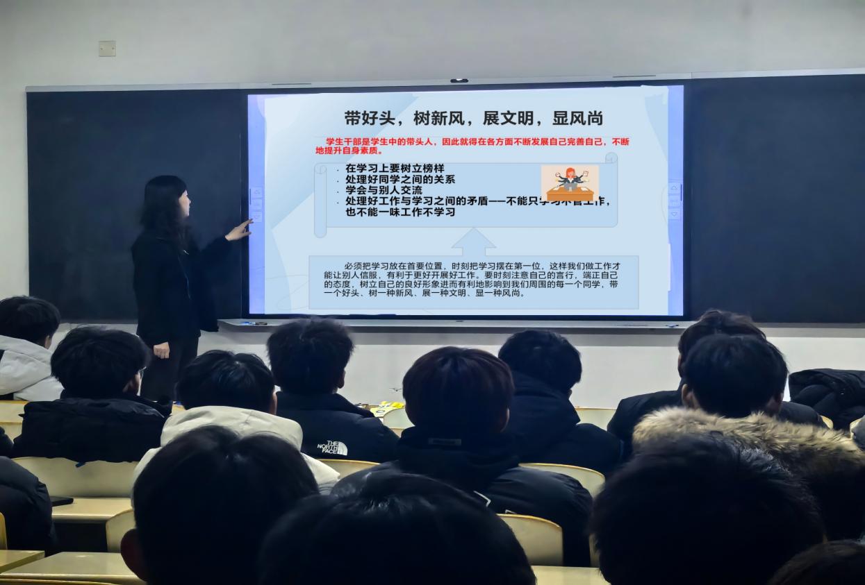 图示, 示意图
中度可信度描述已自动生成:ver1
